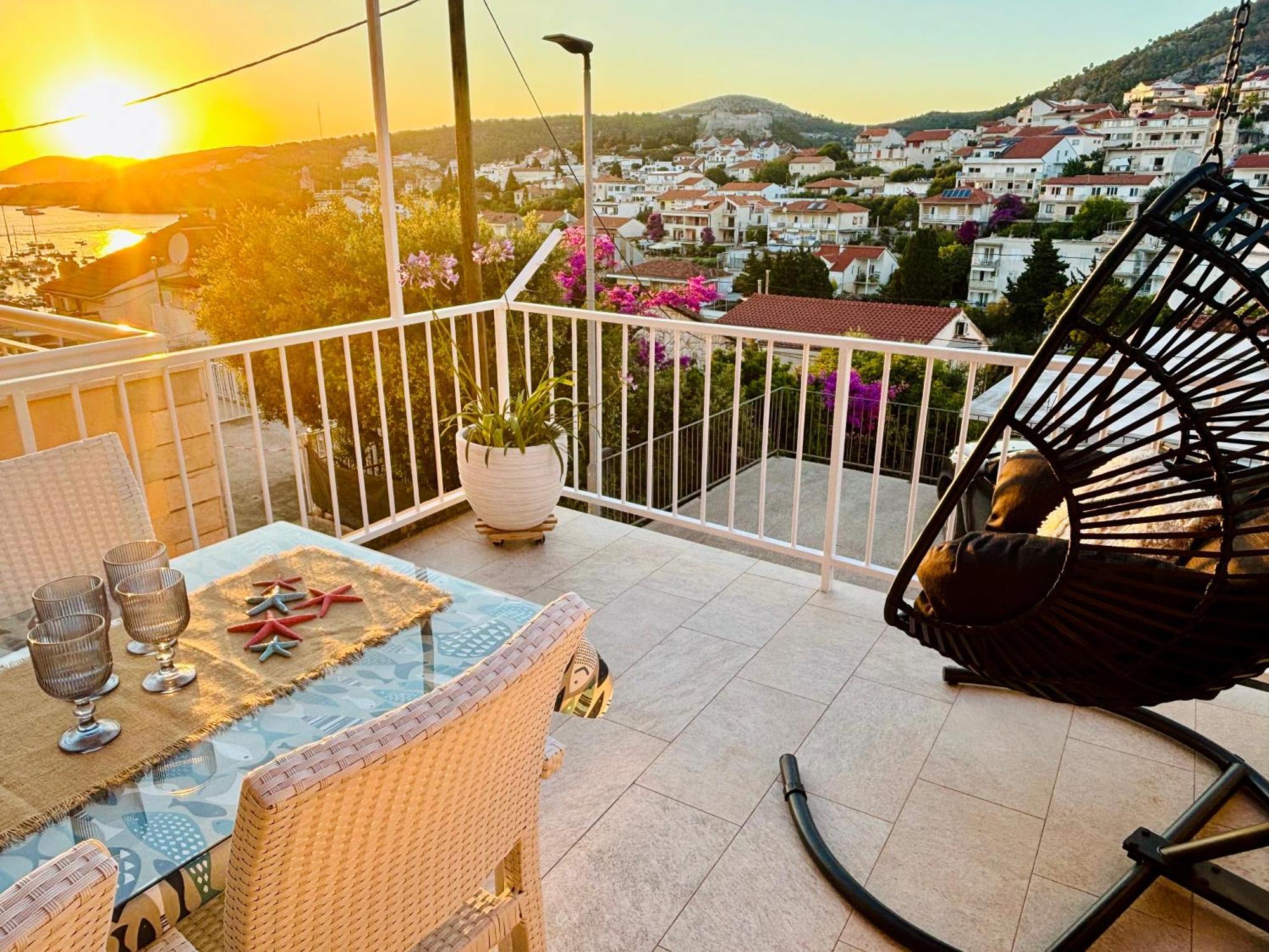 Apartment Sunny Elza 2 Hvar Town Buitenkant foto